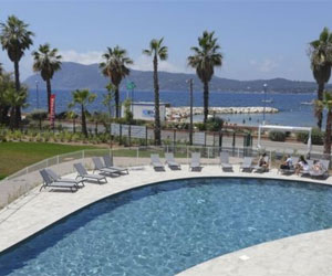 CLUB HOLIDAYS