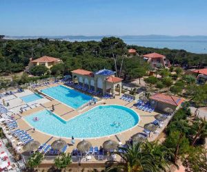 CLUB RIVIERA BEACH