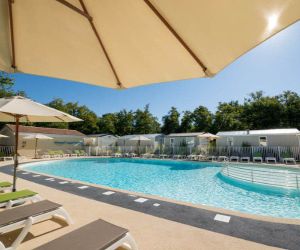 CAMPING LES CHEVREFEUILLES